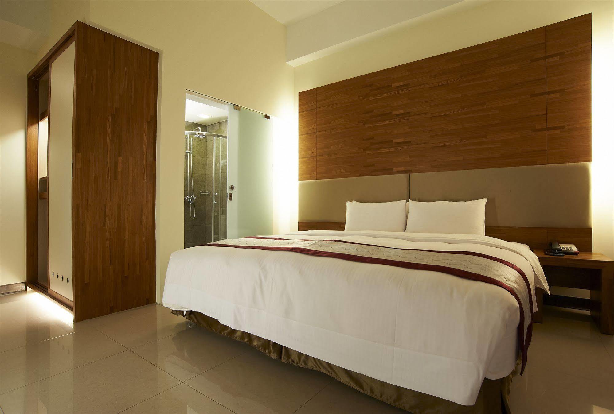 Master Hotel Taipei Exterior photo