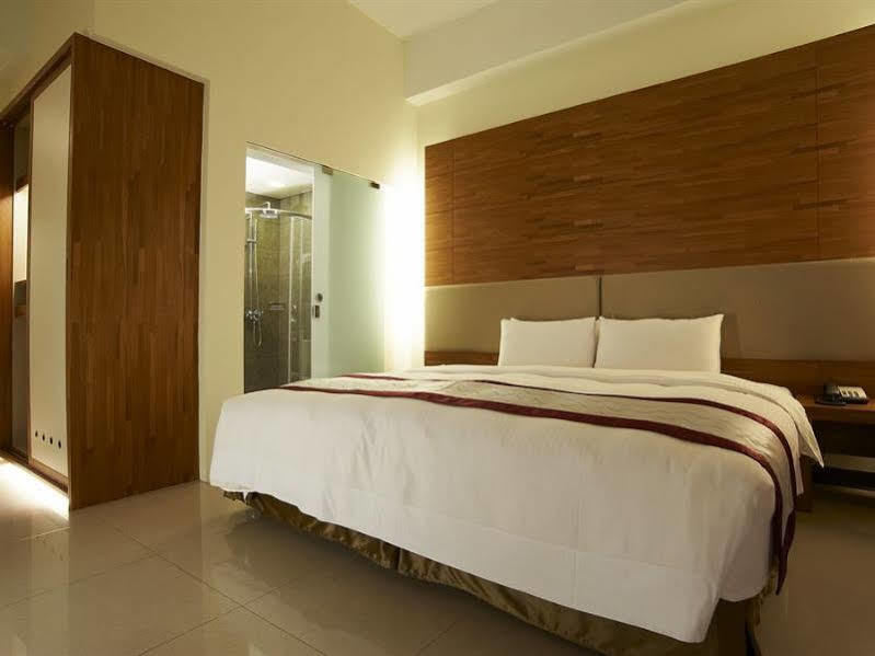 Master Hotel Taipei Exterior photo